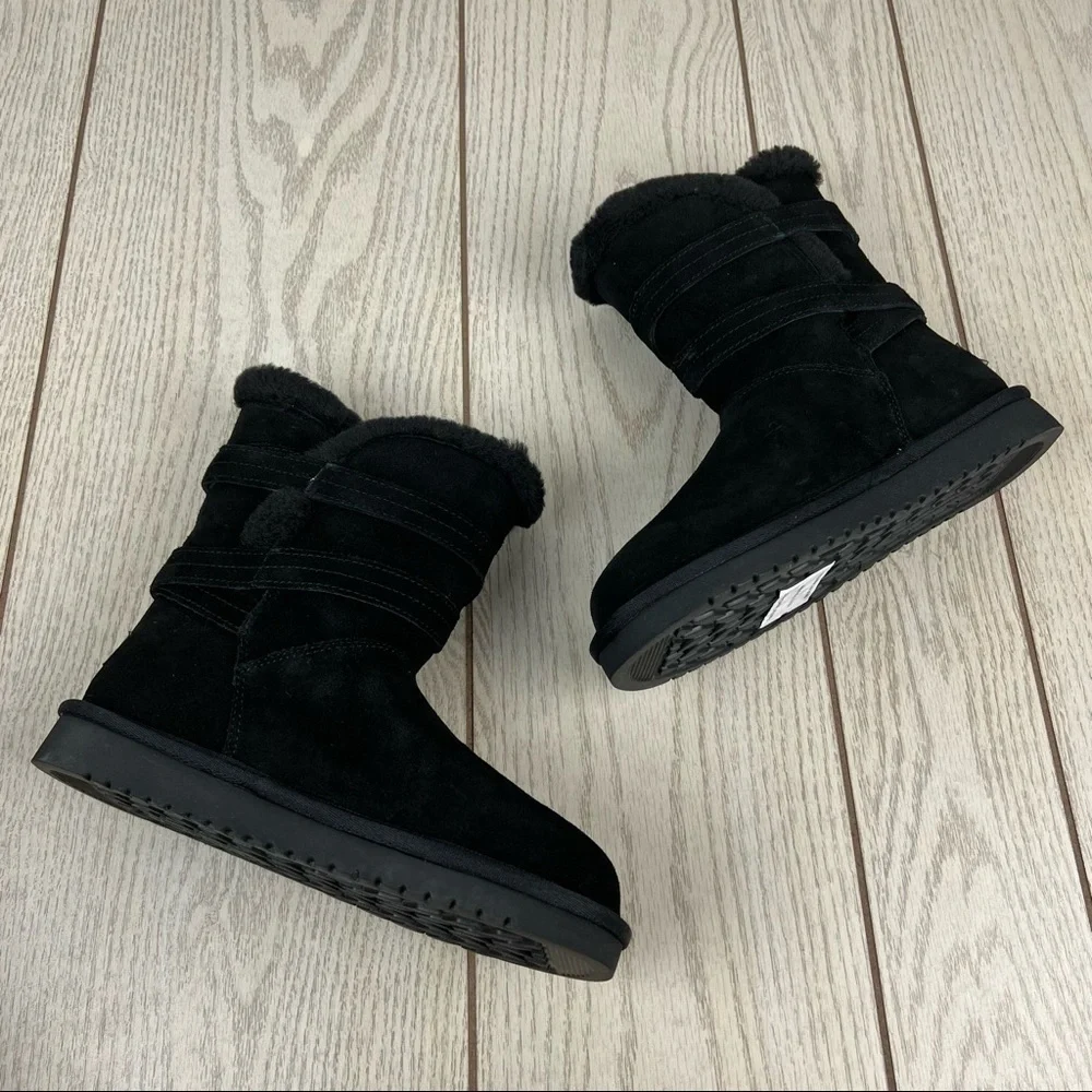 Koolaburra By UGG Women's Delene Wrap Buckle Strap Booties US6 Black Suede $100